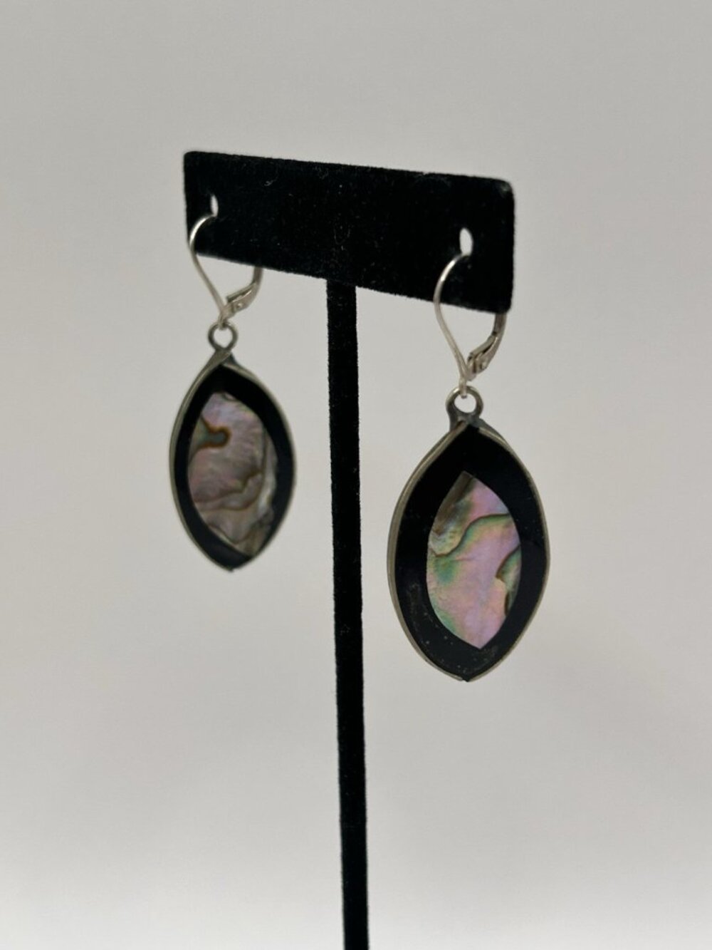 Vintage Abalone Shell Inlay Dangle Earrings 925 Sterling Silver Black Oval - Picture 1 of 14